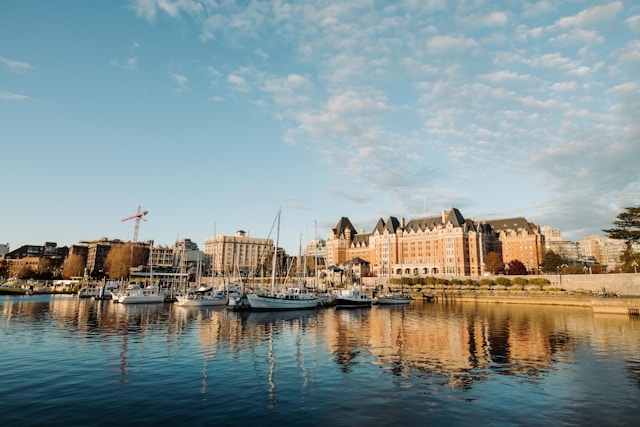 Enjoy retirement in Victoria, BC with walks by the harbor